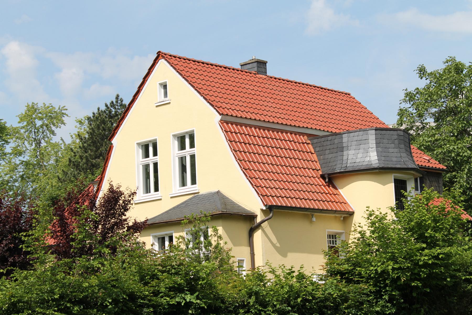 Dachsanierung Mehrfamilienhaus Referenzobjekt 55